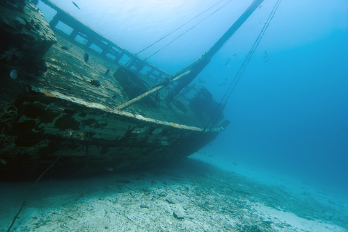 Wreck Diver - PADI Specialty Courses